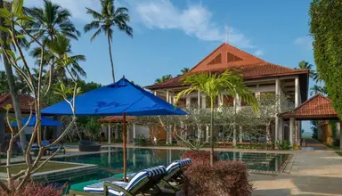 Serene Pavilions