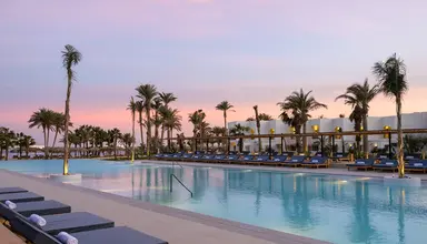 Serry Beach Resort