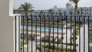 Serry Beach Resort