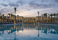 Serry Beach Resort