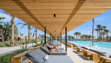 Serry Beach Resort