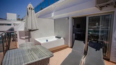 Servatur Casablanca Suites Spa