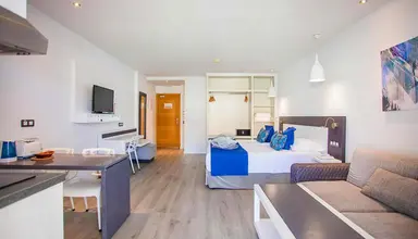 Servatur Casablanca Suites Spa