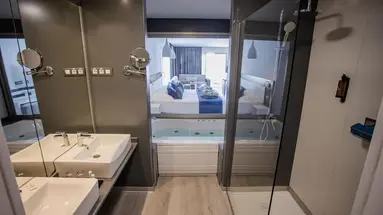 Servatur Casablanca Suites Spa