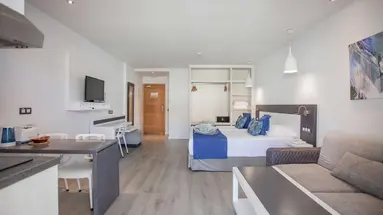 Servatur Casablanca Suites Spa