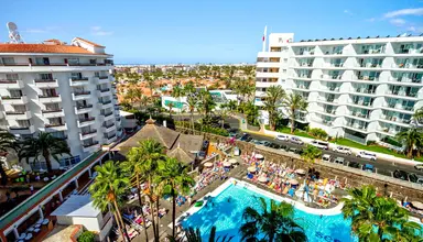 Servatur Waikiki
