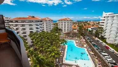 Servatur Waikiki