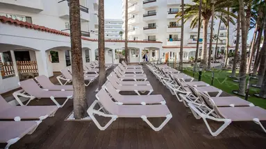 Servatur Waikiki