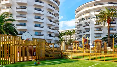 Servatur Waikiki