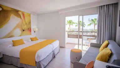 Servatur Waikiki