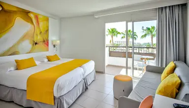 Servatur Waikiki