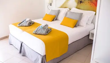 Servatur Waikiki
