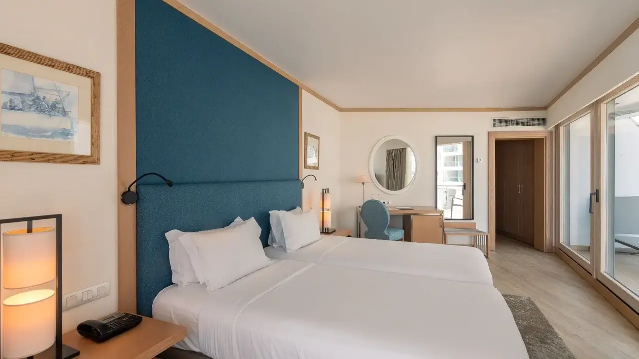Sesimbra Oceanfront