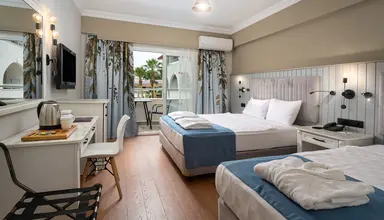 Seven Seas Palmeras Bay