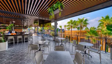 Seven Seas Palmeras Bay
