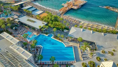 Seven Seas Palmeras Bay