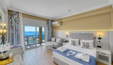 Seven Seas Palmeras Bay