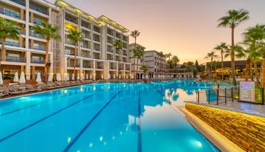 Seven Seas Palmeras Bay