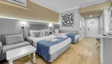 Seven Seas Palmeras Bay