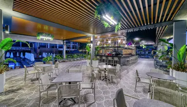 Seven Seas Palmeras Bay