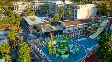 Seven Seas Palmeras Bay