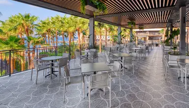 Seven Seas Palmeras Bay
