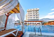 Sey Beach & Spa
