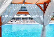 Sey Beach & Spa