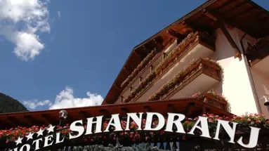 Shandrani