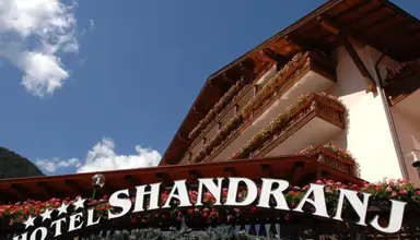 Shandrani