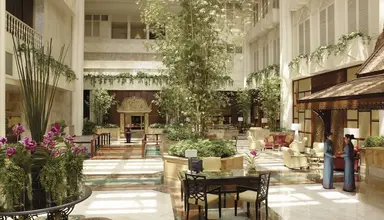 Shangri - La (Bangkok)