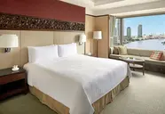 Shangri - La (Bangkok)