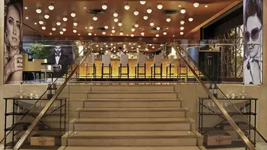 Shangri - La (Bangkok)