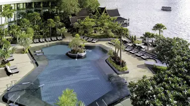 Shangri - La (Bangkok)