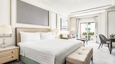 Shangri - La Bosphorus