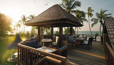 Shangri - La Golden Sands Resort