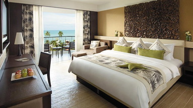 Shangri - La Golden Sands Resort