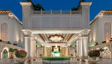 Shangri - La Qaryat Al Beri