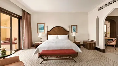Shangri - La Qaryat Al Beri