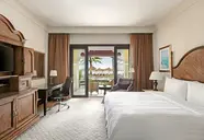 Shangri - La Qaryat Al Beri