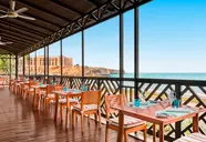 Shangri - La's Al Bandar