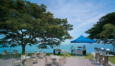 Shangri-la's Rasa Sentosa Resort & Spa