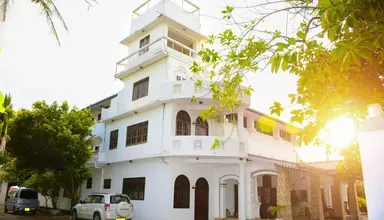 Shanthi Beach Resort
