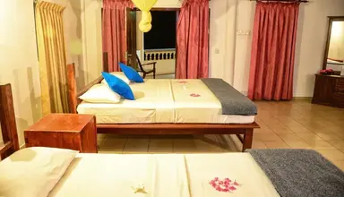 Shanthi Beach Resort
