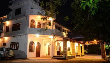 Shanthi Beach Resort