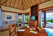 Shanti Maurice Resort & Spa