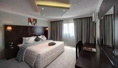 Sharjah Carlton