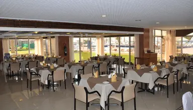 Sharjah Carlton