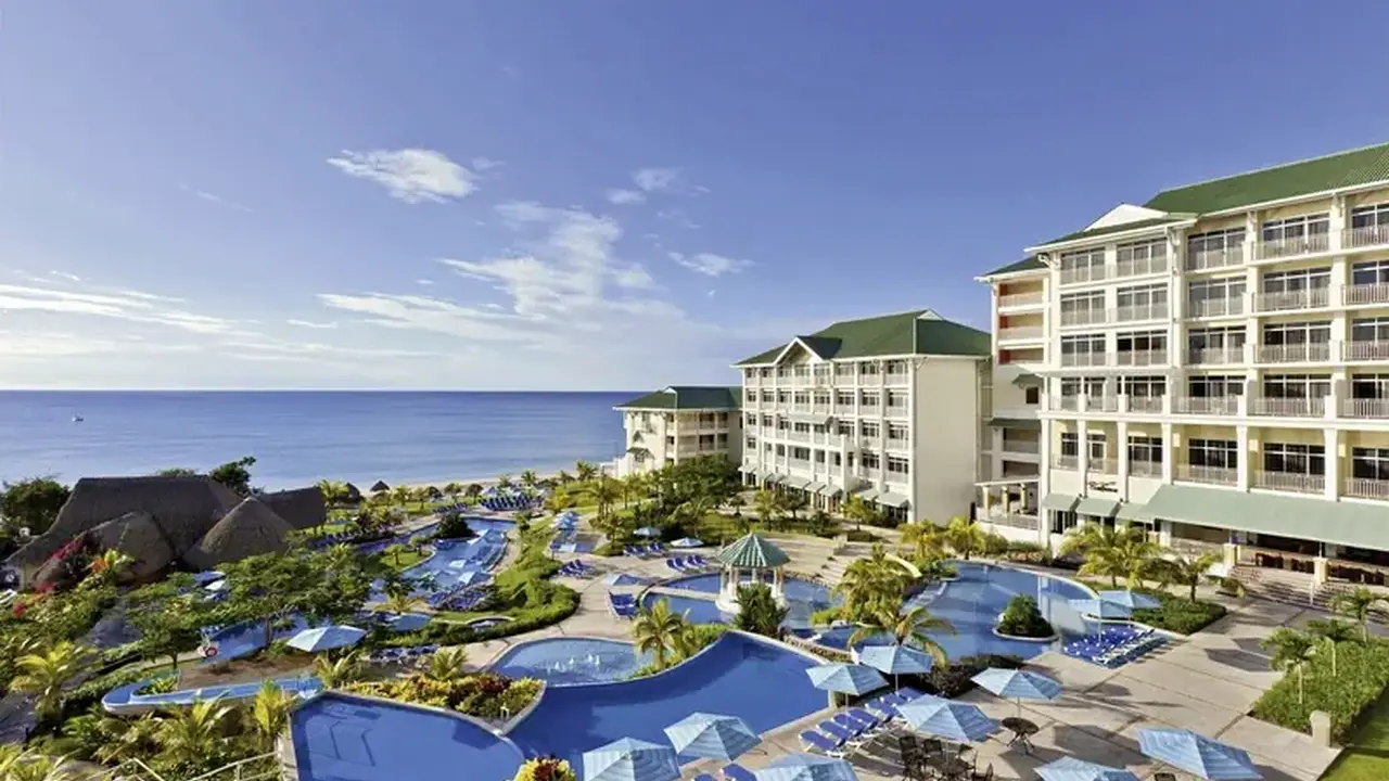 Sheraton Bijao Beach Resort