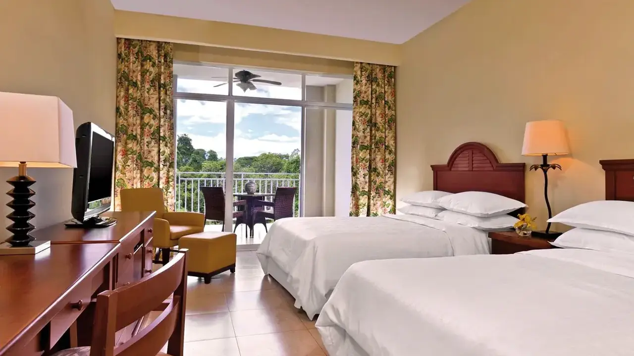 Sheraton Bijao Beach Resort